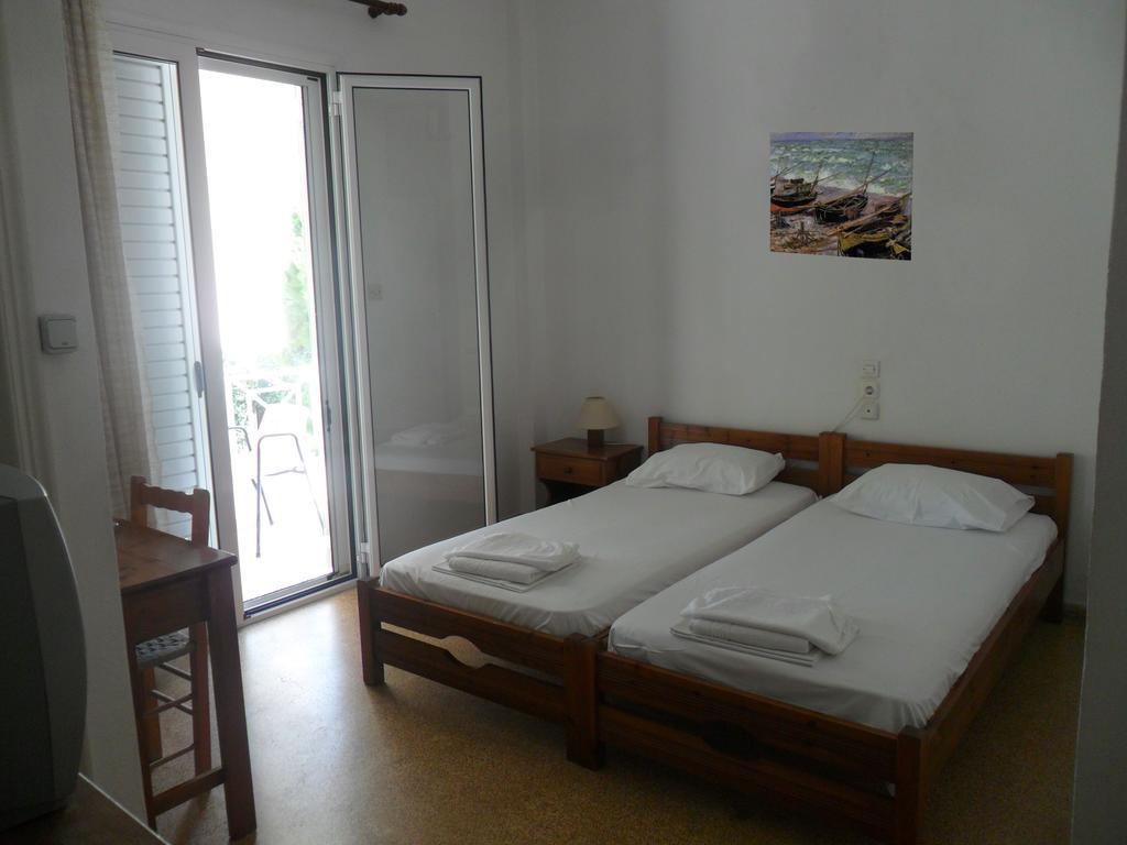 Araliki Apartments & Studios Loutra Edipsou  Pokój zdjęcie